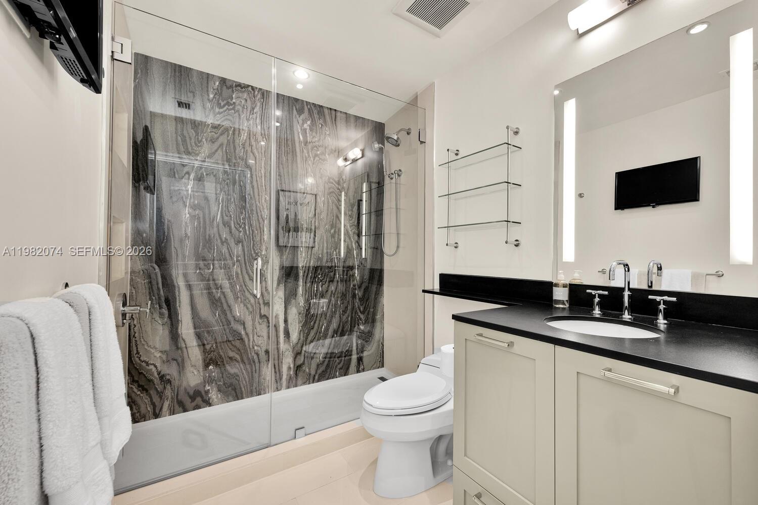 GROVE HILL TOWER CONDO - Residential Lease