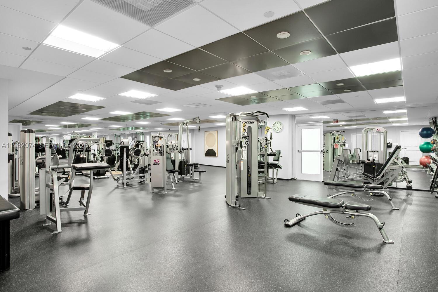 GROVE HILL TOWER CONDO - Residential Lease