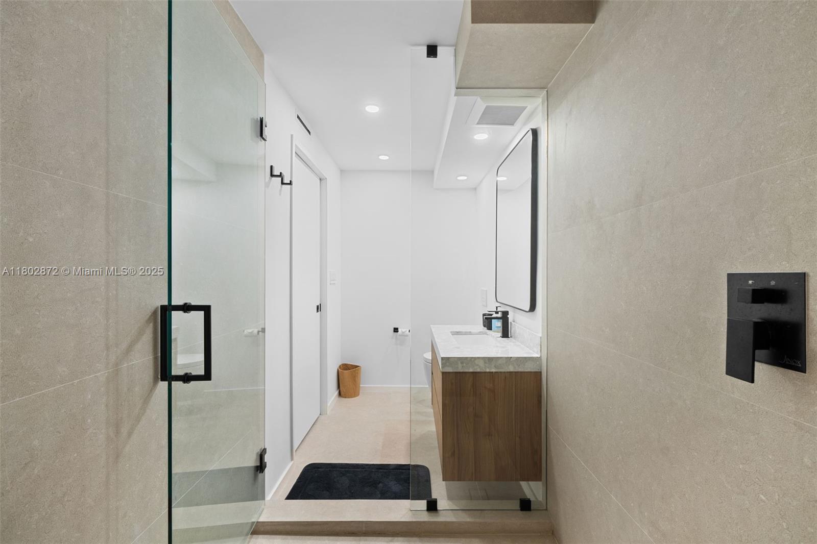 MIRASOL OCEAN TOWERS COND - Residential