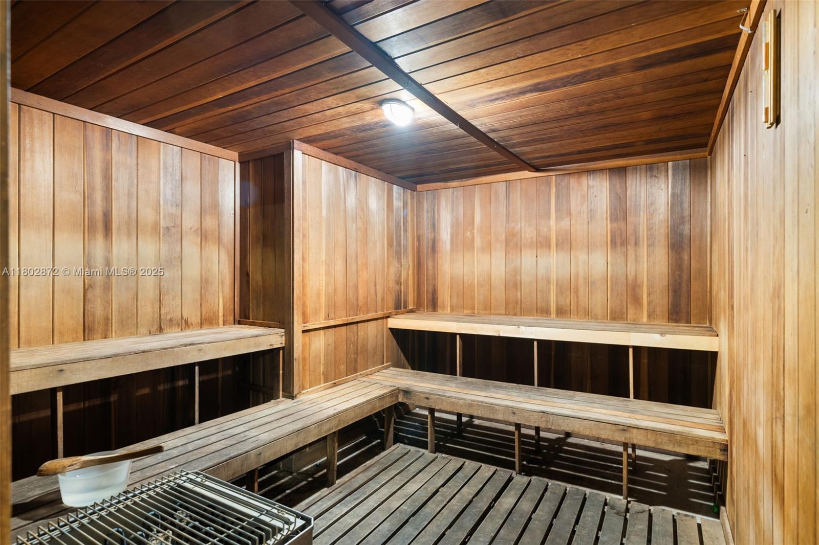 MIRASOL OCEAN TOWERS COND - Residential