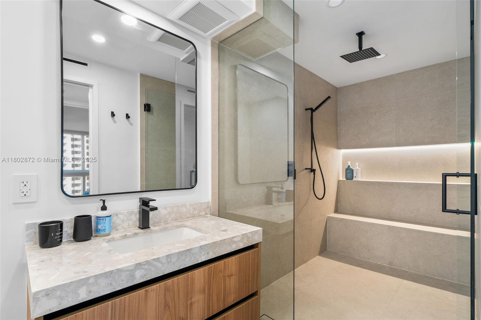 MIRASOL OCEAN TOWERS COND - Residential