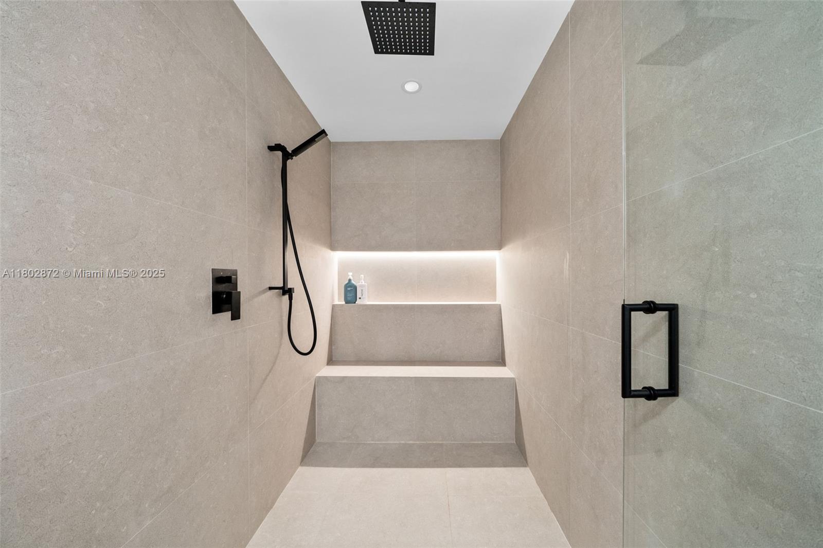 MIRASOL OCEAN TOWERS COND - Residential