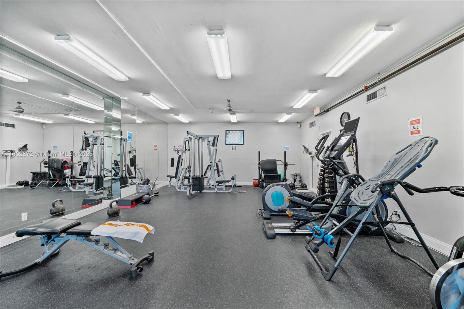 MIRASOL OCEAN TOWERS COND - Residential