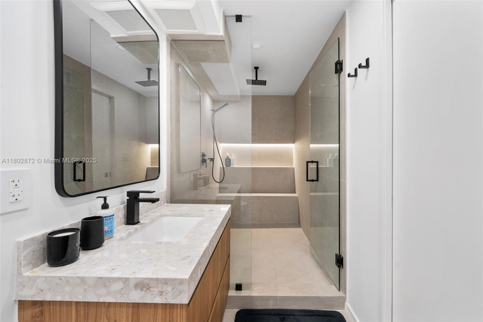 MIRASOL OCEAN TOWERS COND - Residential