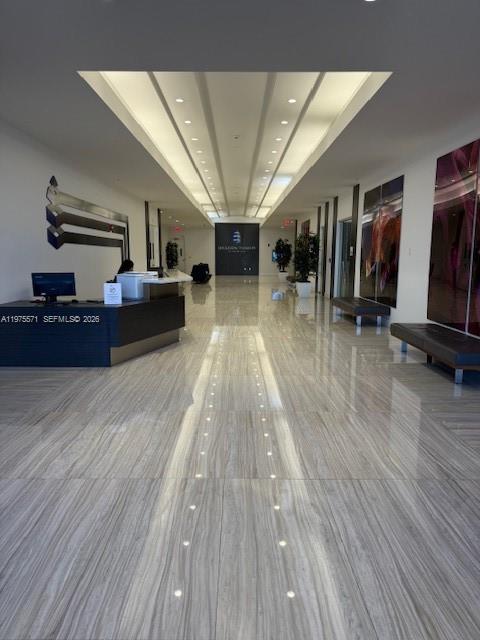 20200 West Dixie Hwy 809