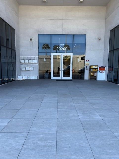 20200 West Dixie Hwy 809