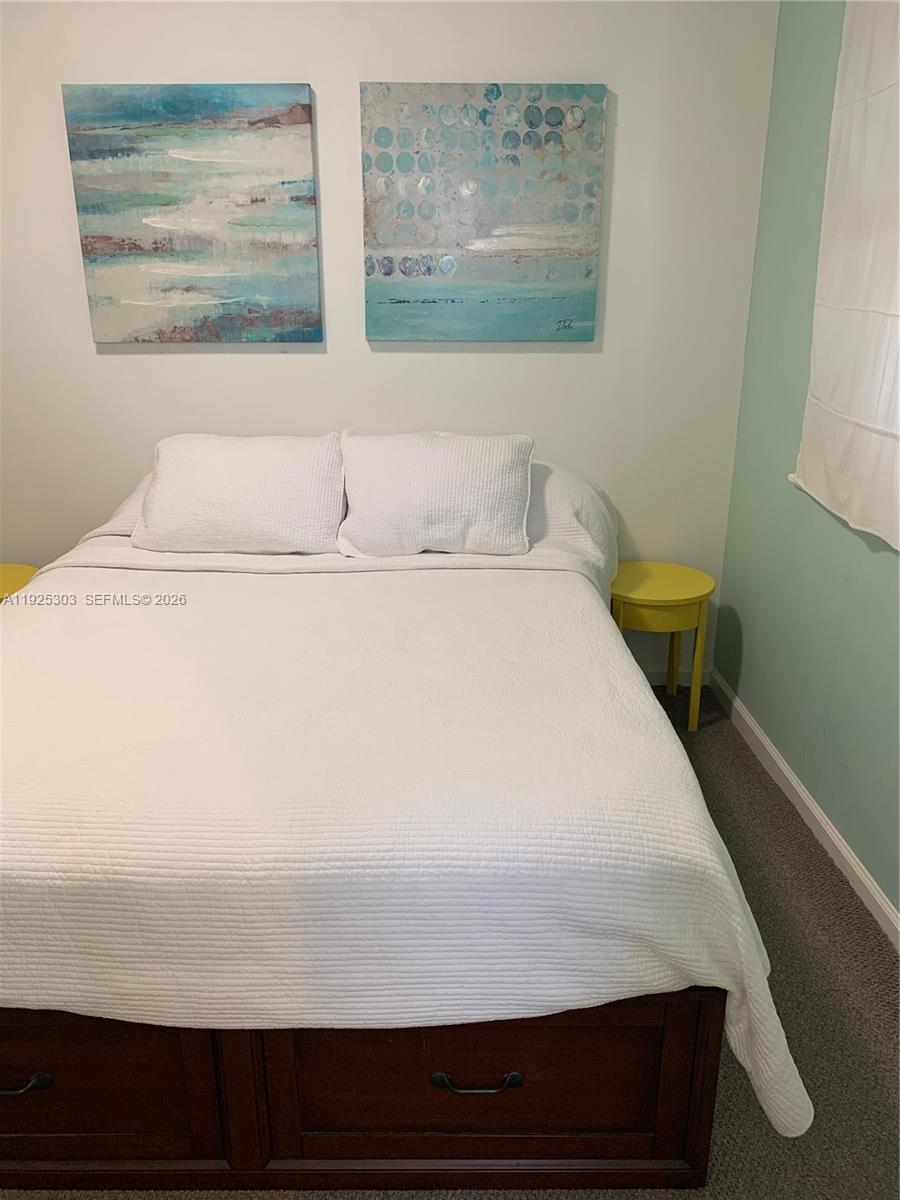 THE LINCOLN CONDO - Residential