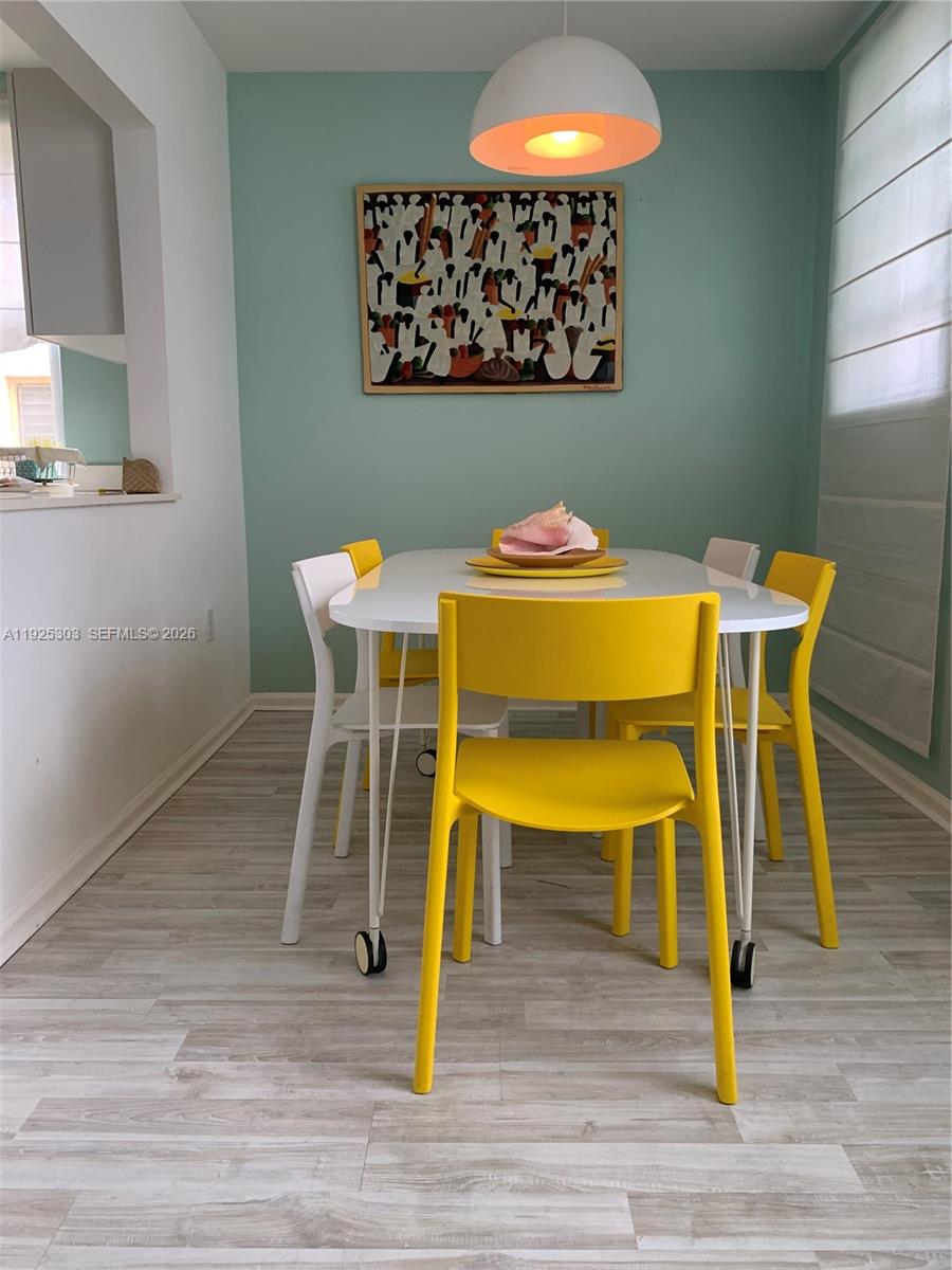 THE LINCOLN CONDO - Residential