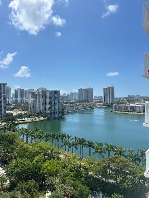 Rental Property at 2801 Ne 183rd St 1606W, Aventura, Miami-Dade County, Florida - Bedrooms: 2 
Bathrooms: 2  - $3,100 MO.