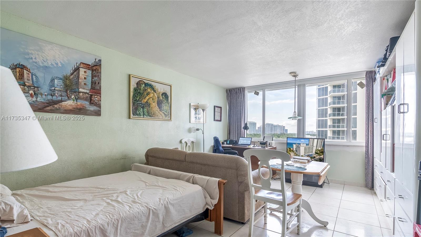 THE AVENTURA BEACH CLUB C - Residential