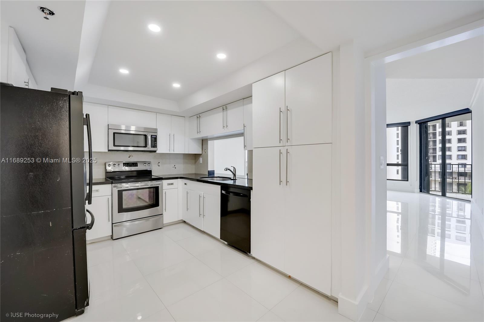 BRICKELL KEY ONE CONDO - Residential