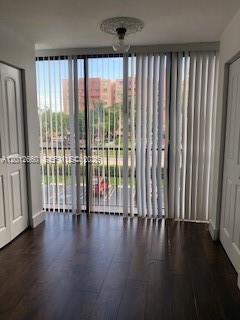 HALF MOON TOWERS CONDO - Residential Lease