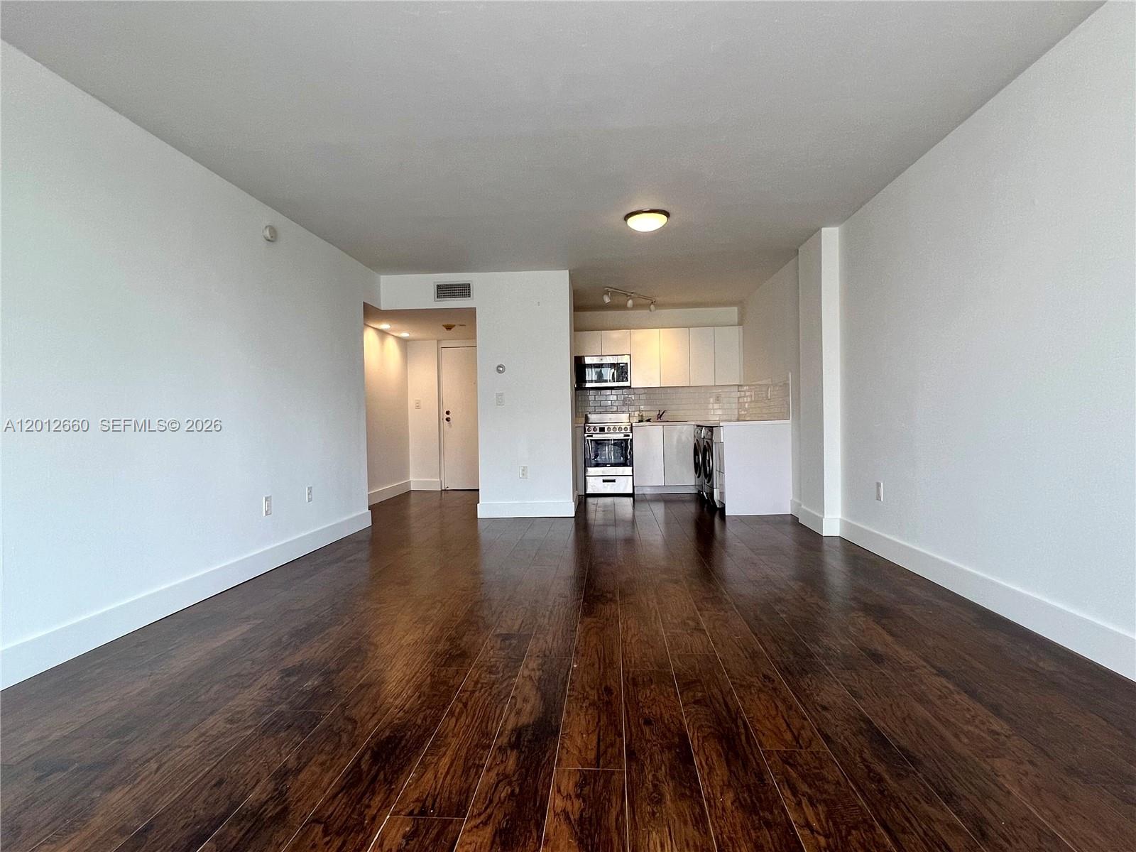 HALF MOON TOWERS CONDO - Residential Lease