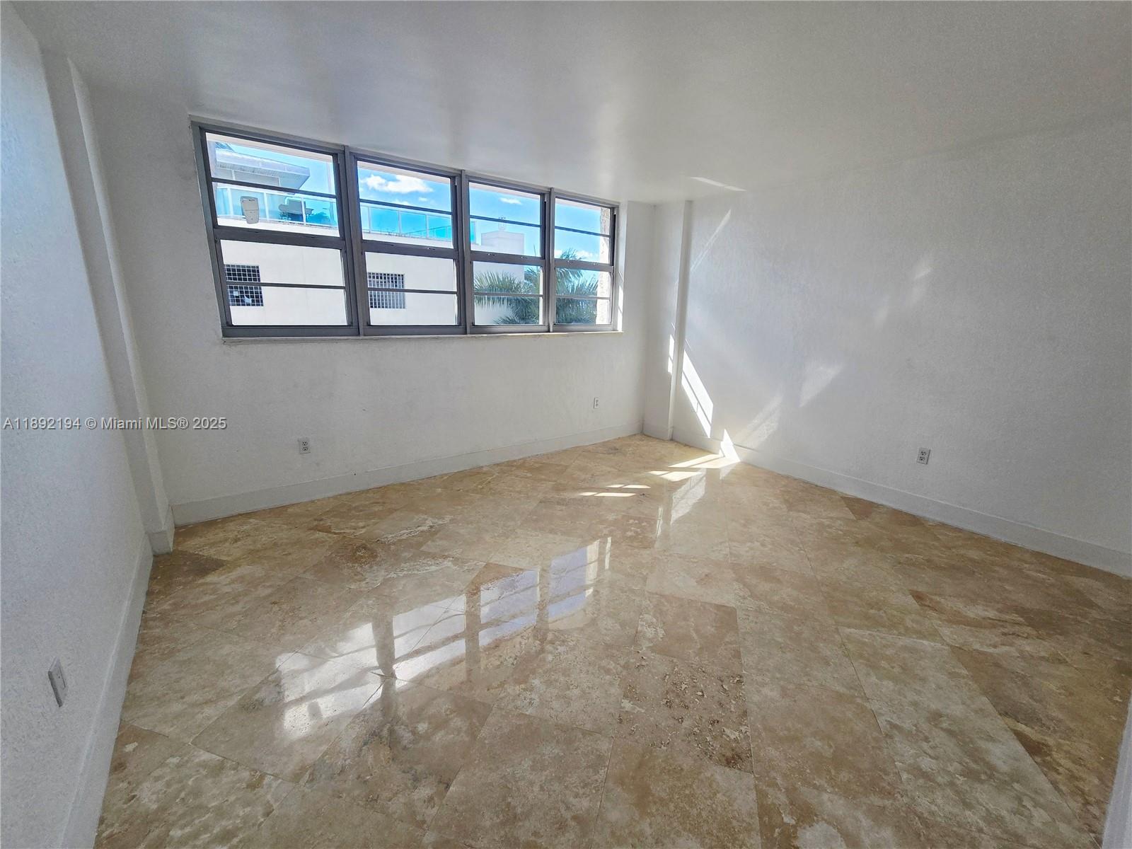 SOUTH BAY CLUB CONDO - Residential Lease