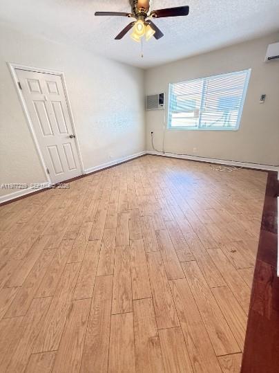 HOLLYWOOD - Residential Lease