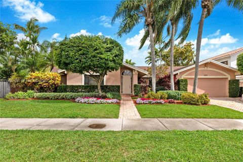 2011 NE 211th Ter Miami FL 33179