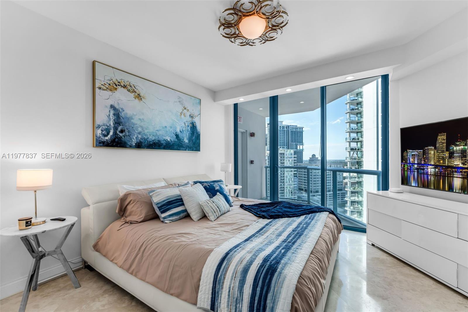 LAS OLAS RIVER HOUSE COND - Residential