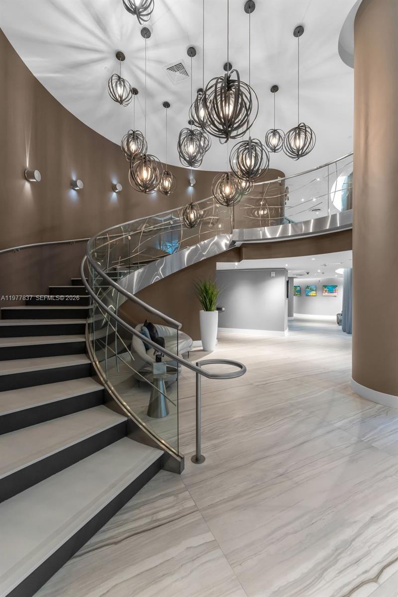 LAS OLAS RIVER HOUSE COND - Residential