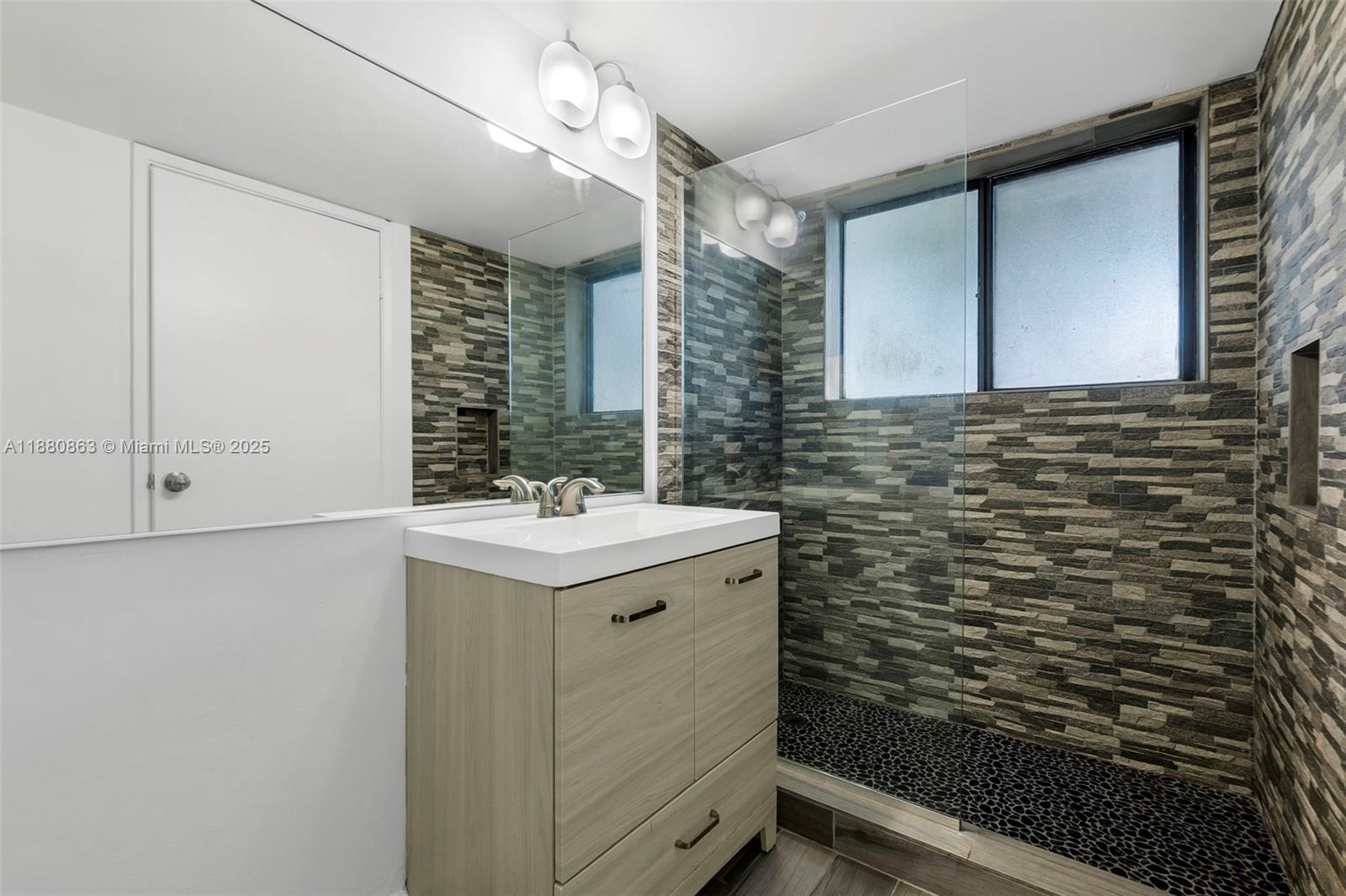 CELEBRATION POINT CONDO N - Residential Lease