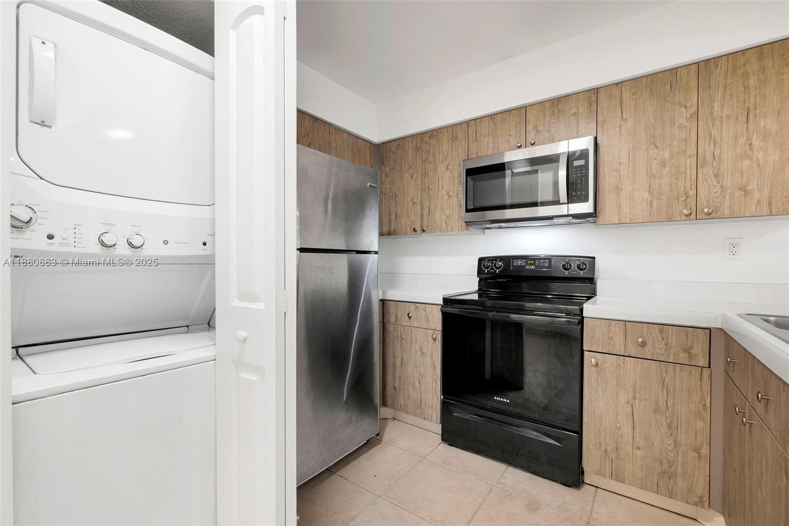 CELEBRATION POINT CONDO N - Residential Lease