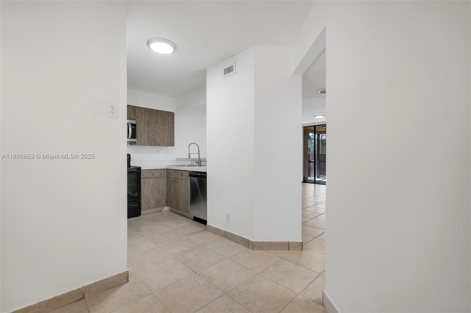 CELEBRATION POINT CONDO N - Residential Lease