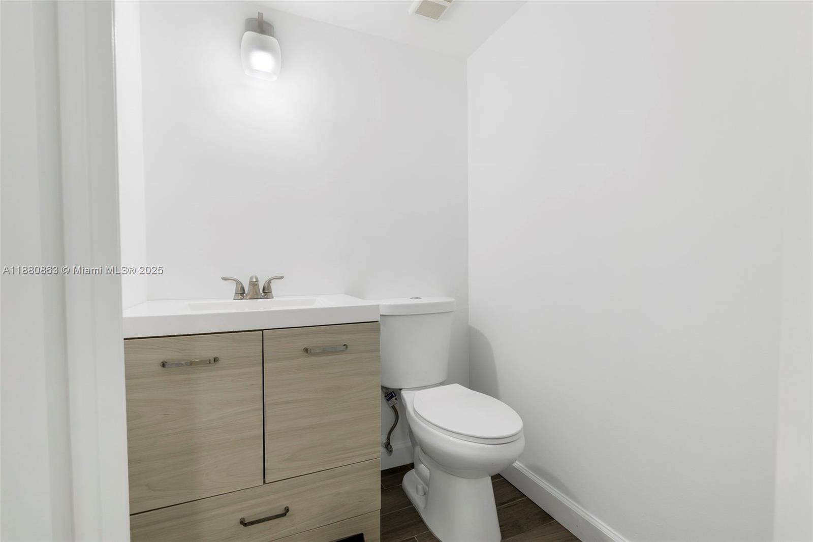 CELEBRATION POINT CONDO N - Residential Lease