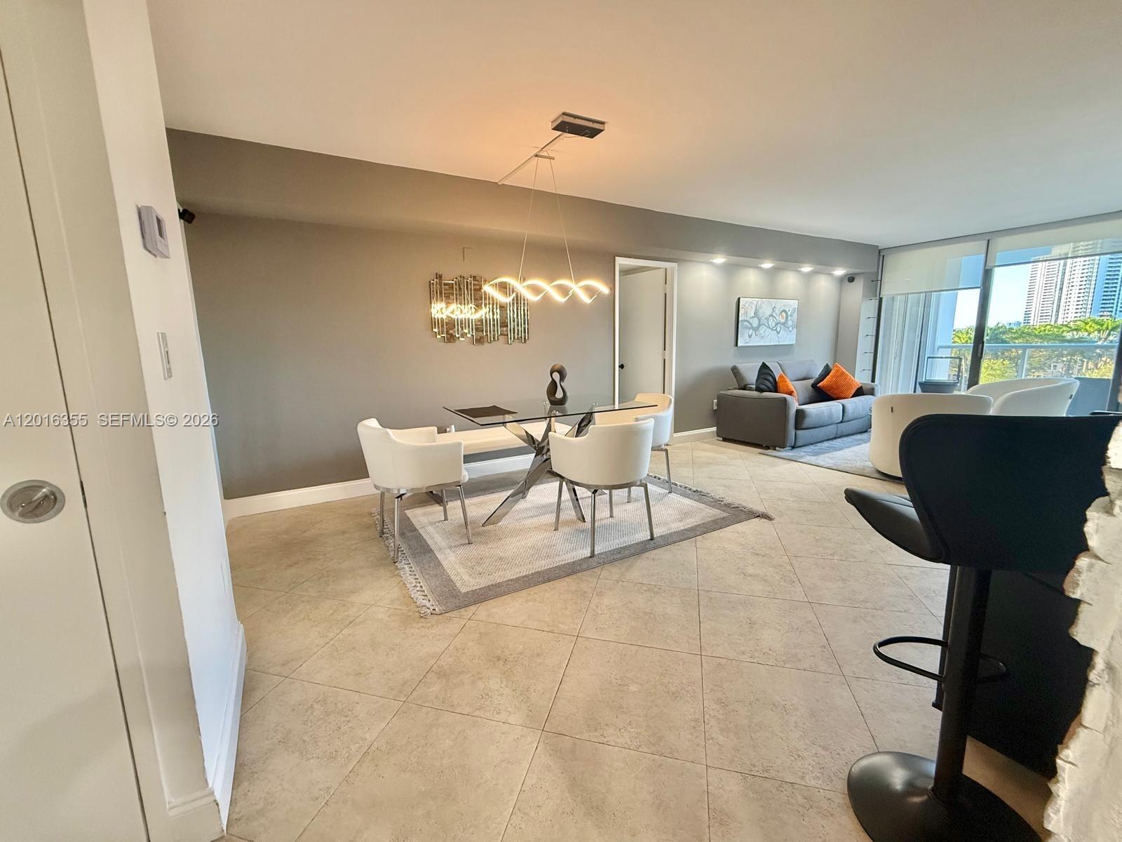 FLAMENCO CONDO TOWER II - Residential