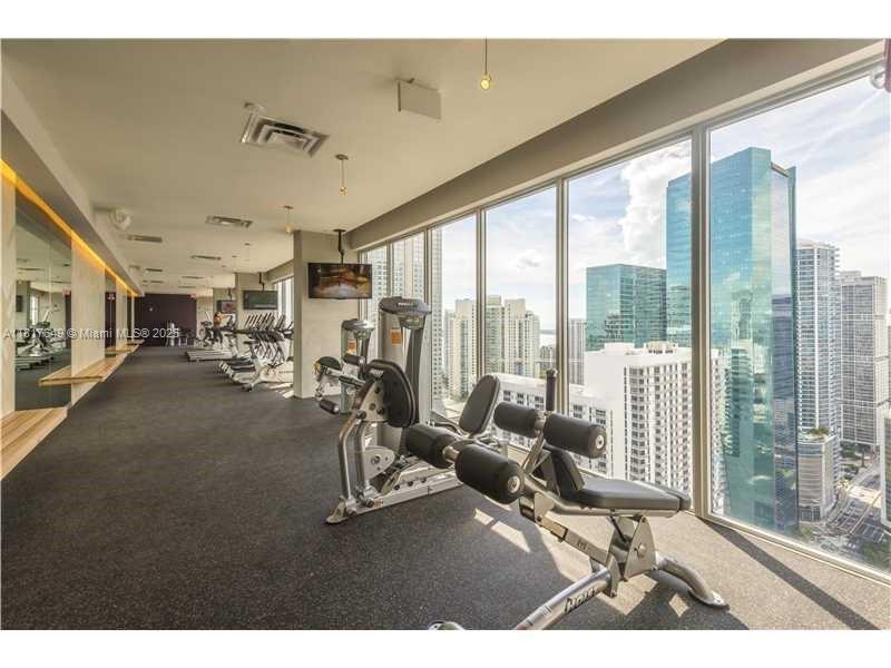 CENTRO CONDO - Residential Lease