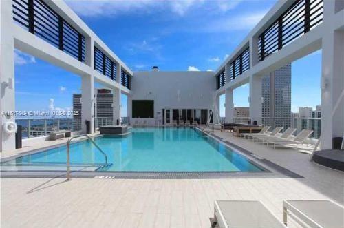 CENTRO CONDO - Residential Lease
