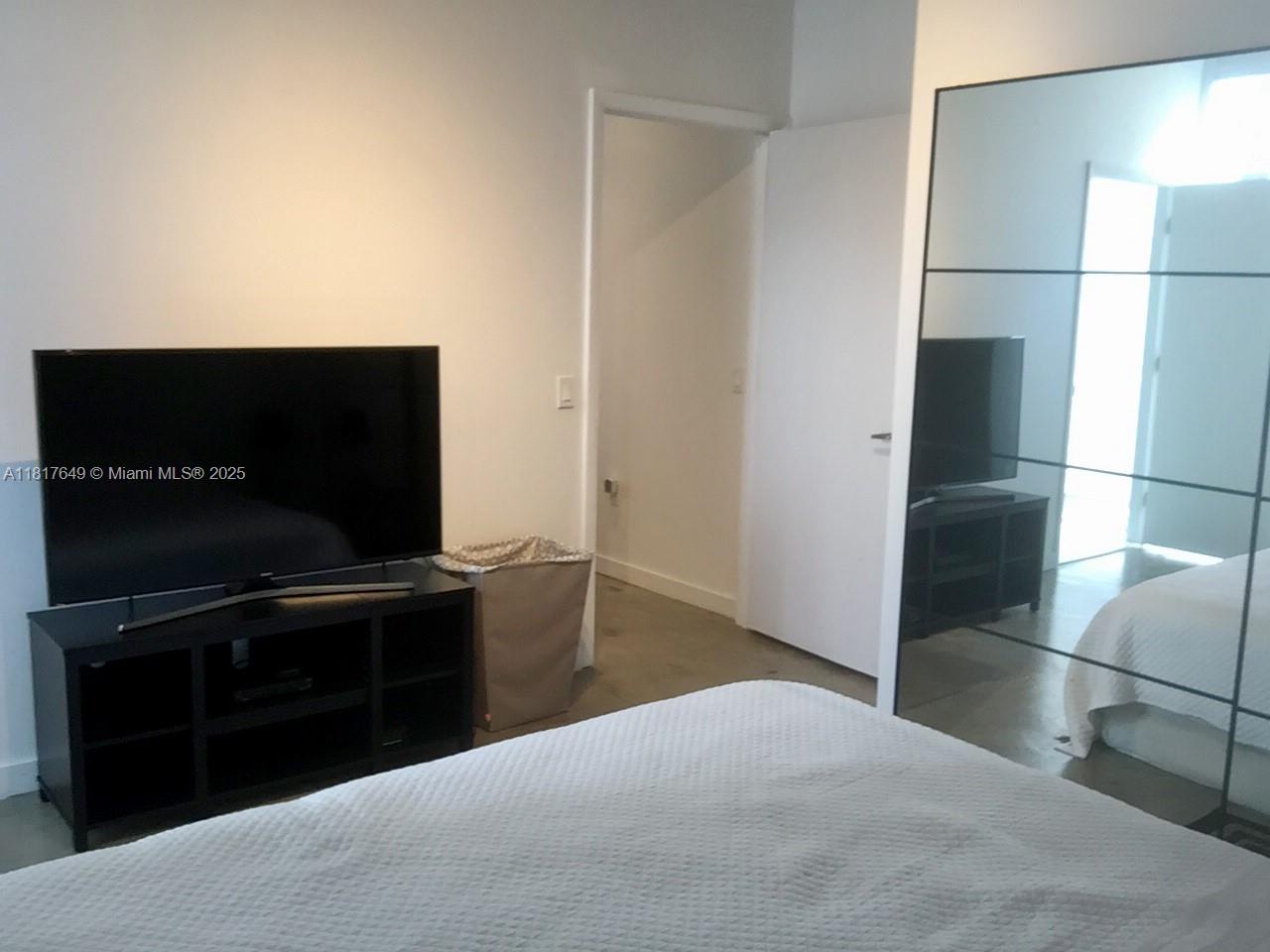 CENTRO CONDO - Residential Lease