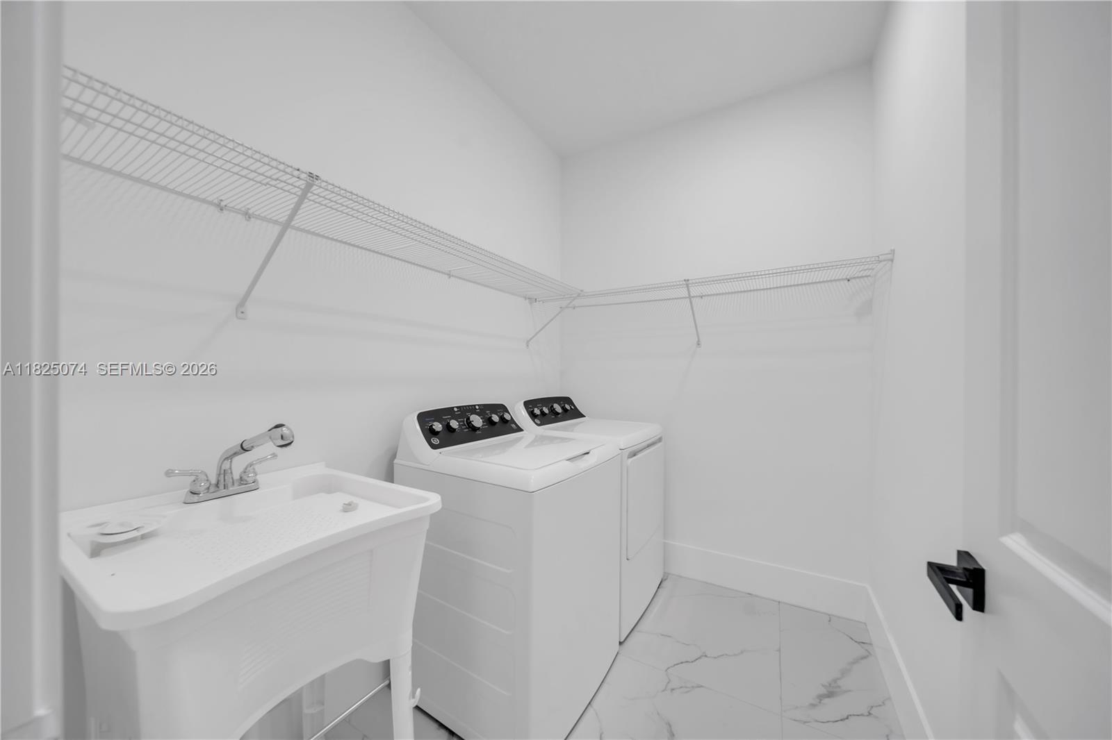 leehigh acres - Residential