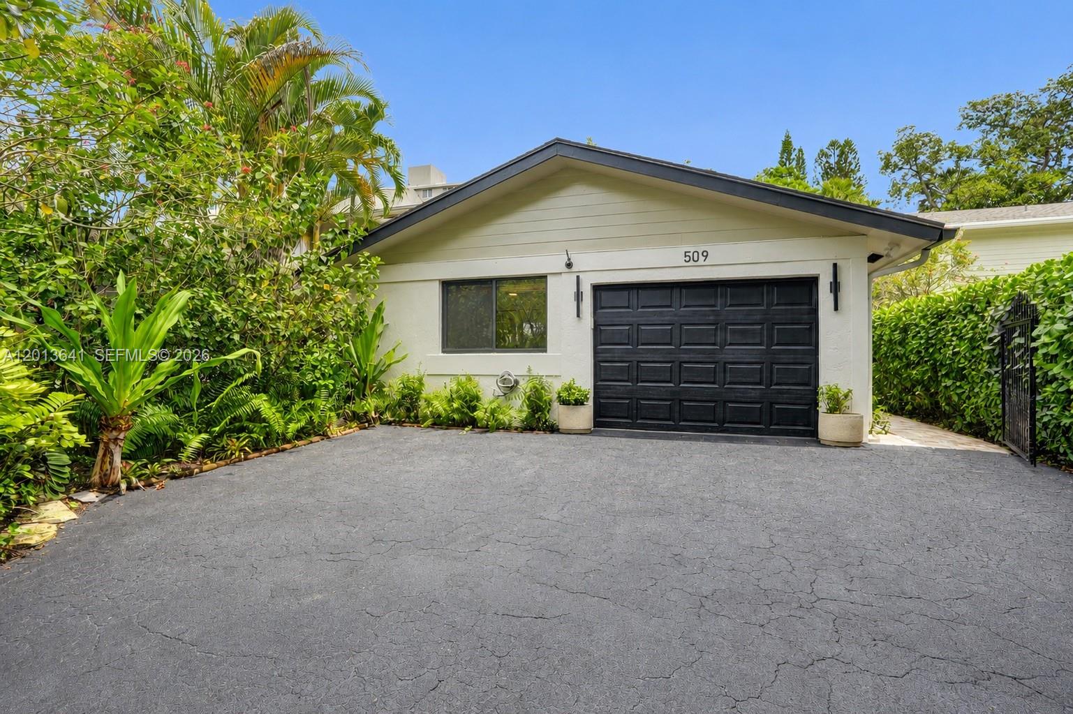 TROPICAL GARDENS AMEN PLA - Residential Lease