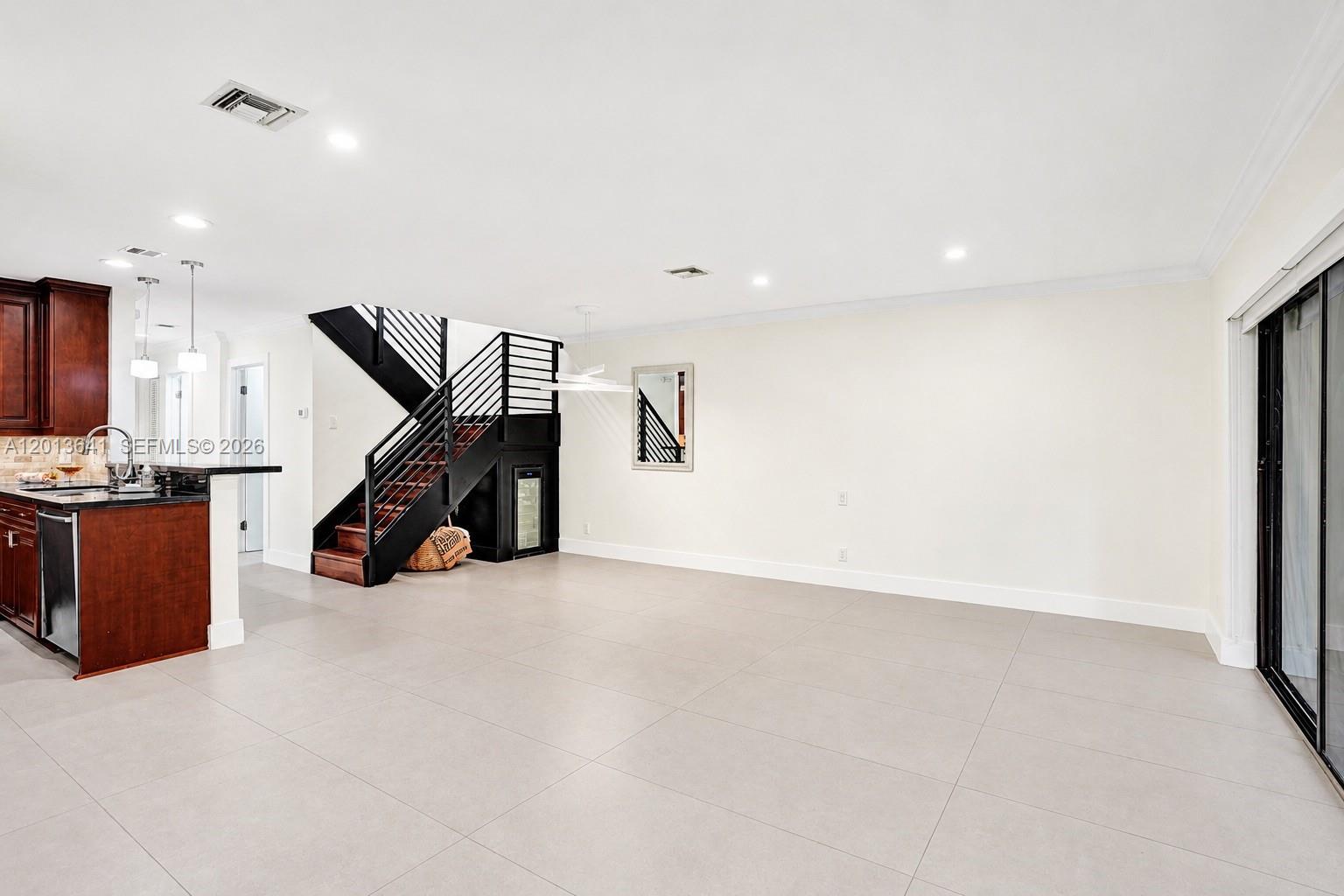 TROPICAL GARDENS AMEN PLA - Residential Lease