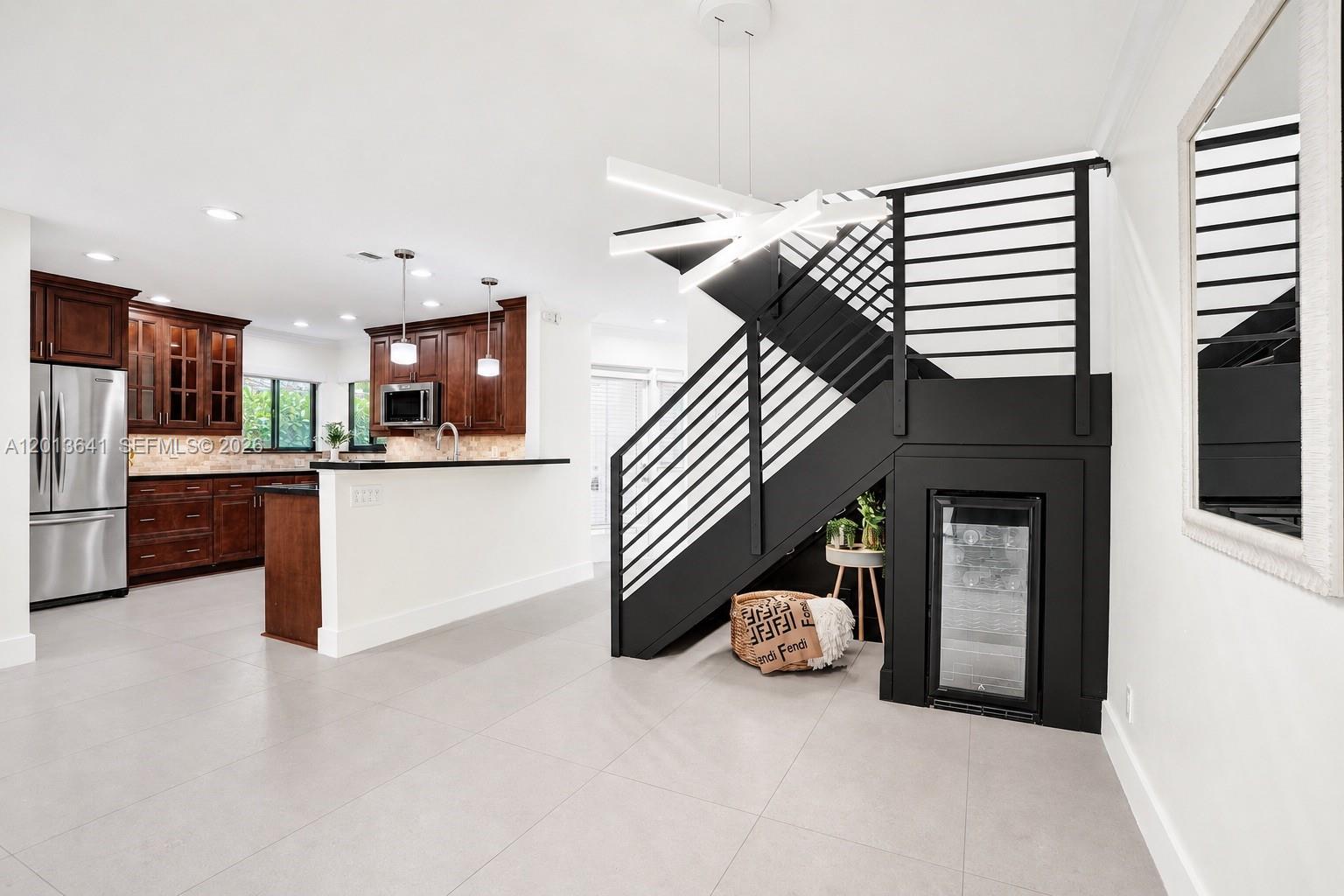 TROPICAL GARDENS AMEN PLA - Residential Lease