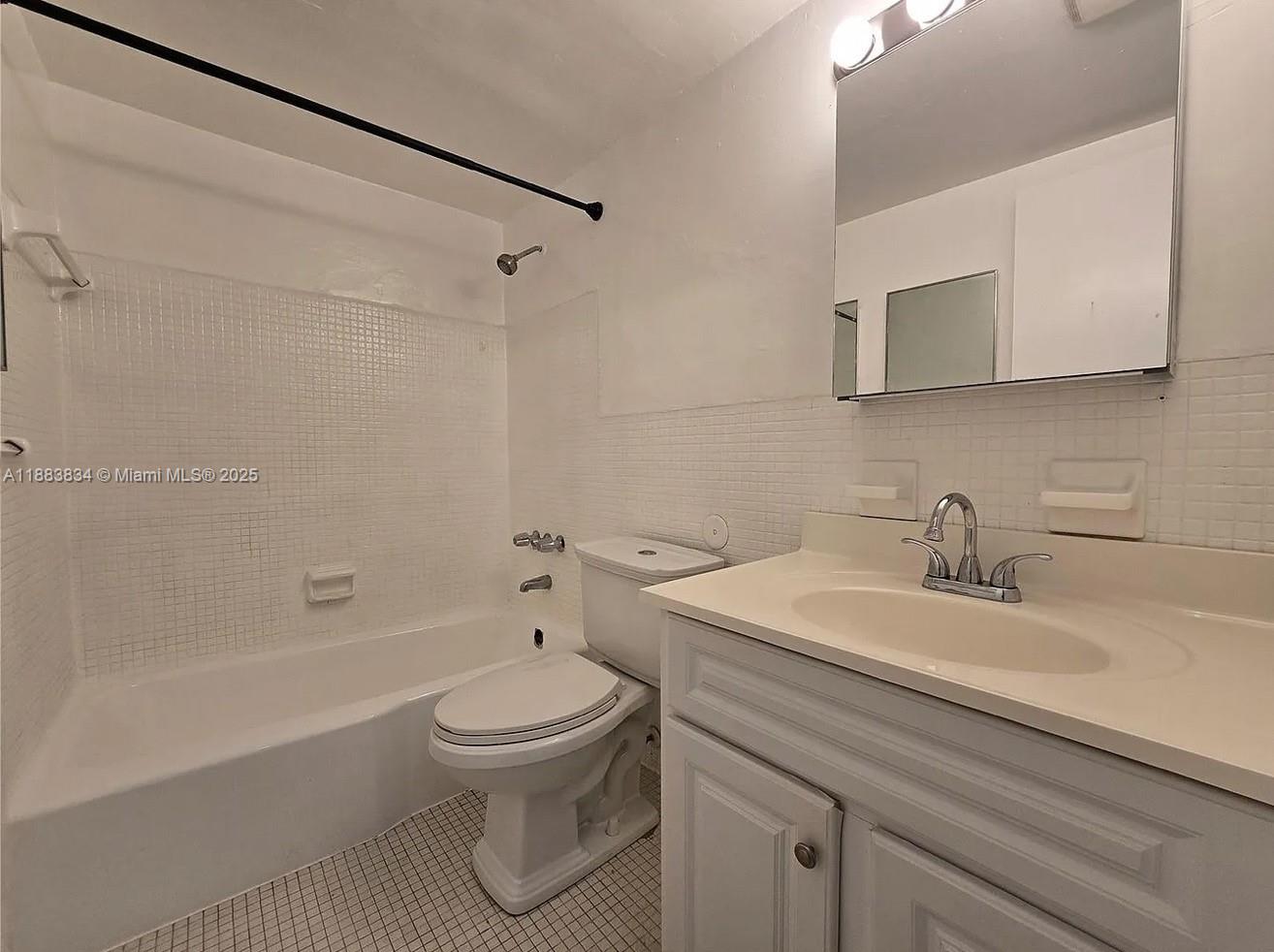 SOUTHERN CLASSIC CONDO - Residential Lease