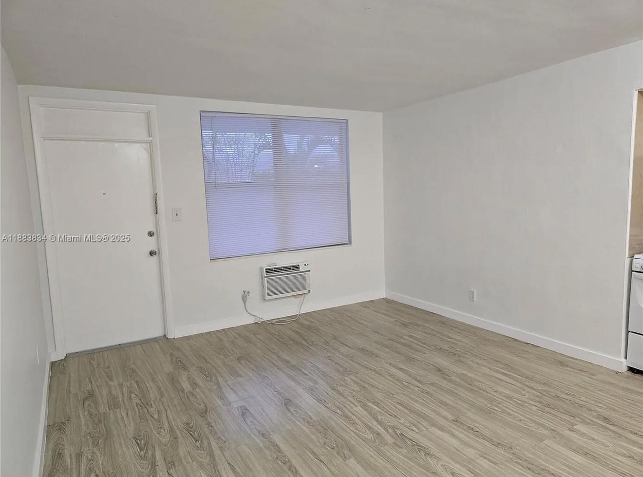 SOUTHERN CLASSIC CONDO - Residential Lease