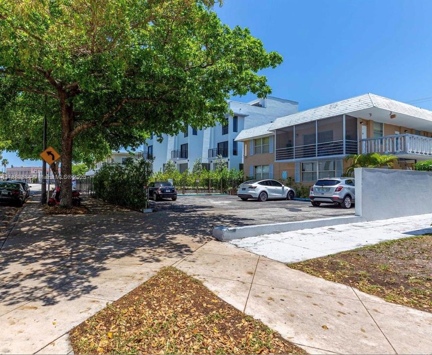 A well-maintained apartment located on the first floor of a boutique 8-unit building, this 1 bedroom and 1 bathroom unit is situated in the desirable Normandy Isles section of Miami Beach. This unit offers an excellent living experience with one assigned parking space for your convenience. This location is truly unbeatable, with restaurants, shopping, and Normandy Isles Park and pool all within walking distance. Enjoy the beach, approximately ½ mile away.

? First floor entry
? Boutique building with only 8 units
? Prime Miami Beach location
? Walking distance to dining, shopping, and beaches

Perfect for those seeking a cozy Miami Beach lifestyle with easy access to everything the area has to offer.