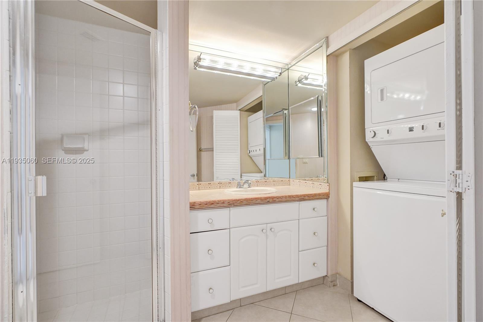 THE LANDMARK - Residential