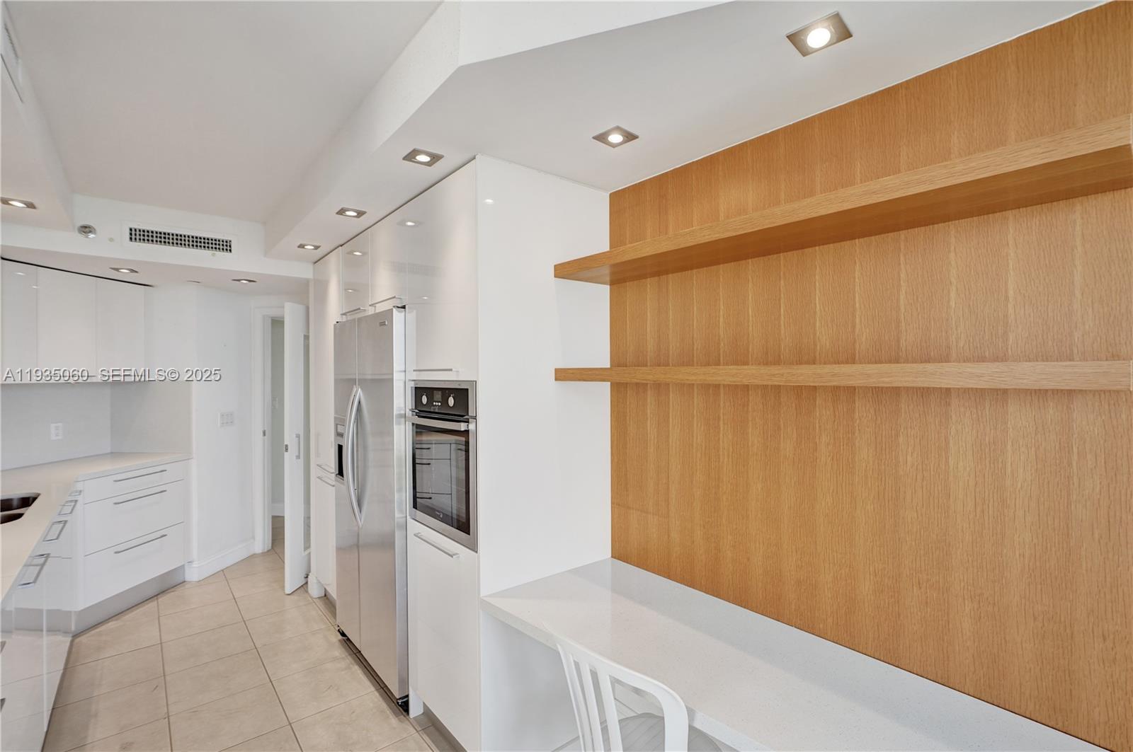 THE LANDMARK - Residential