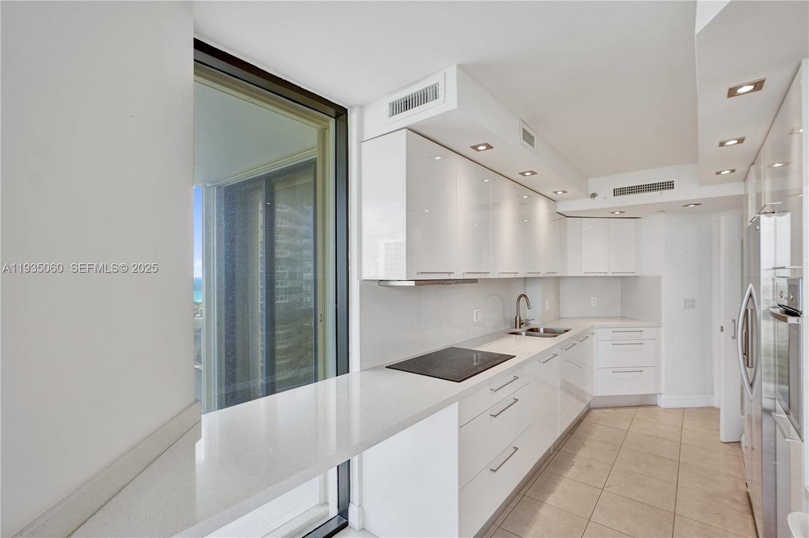 THE LANDMARK - Residential