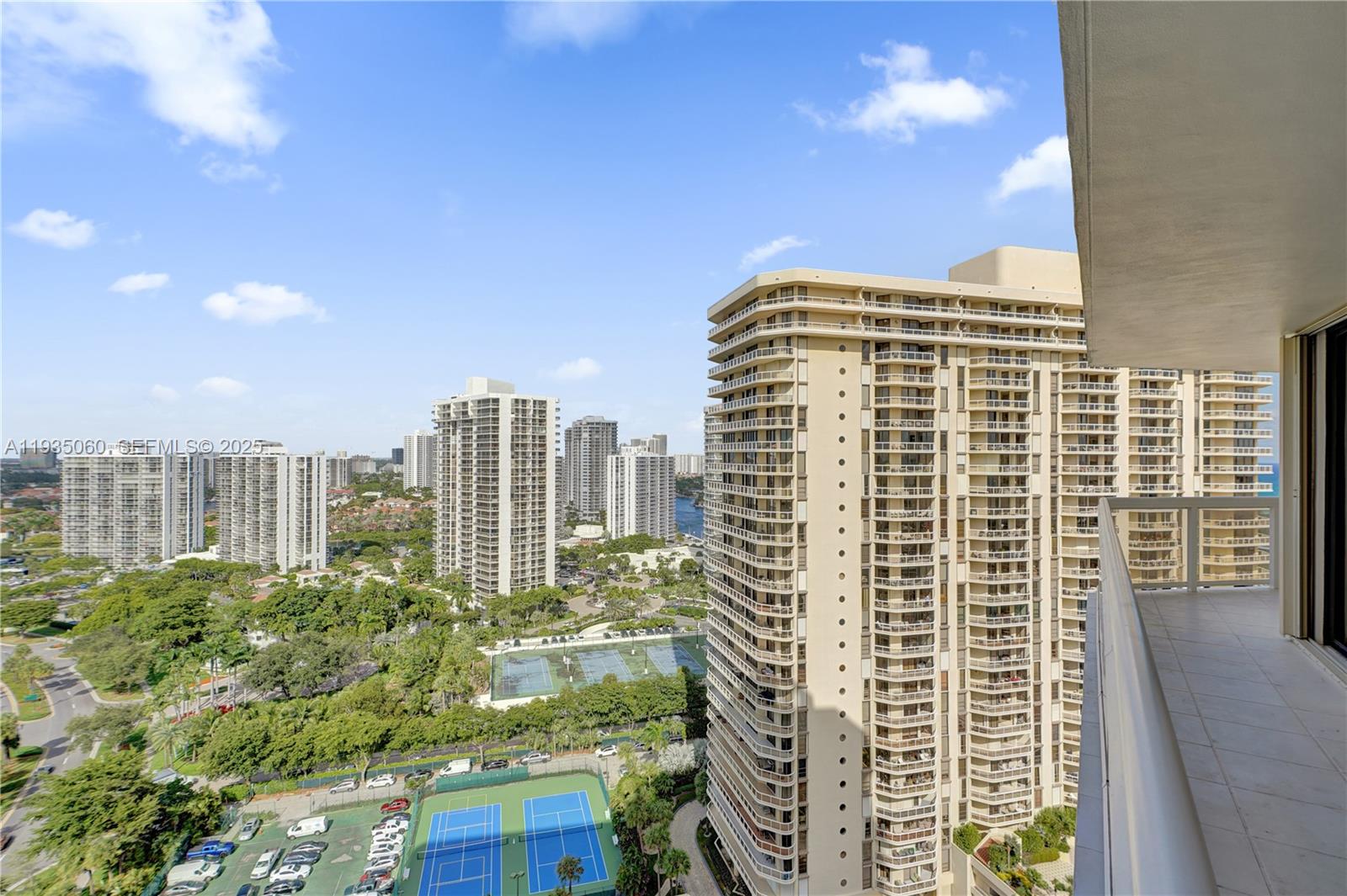 THE LANDMARK - Residential