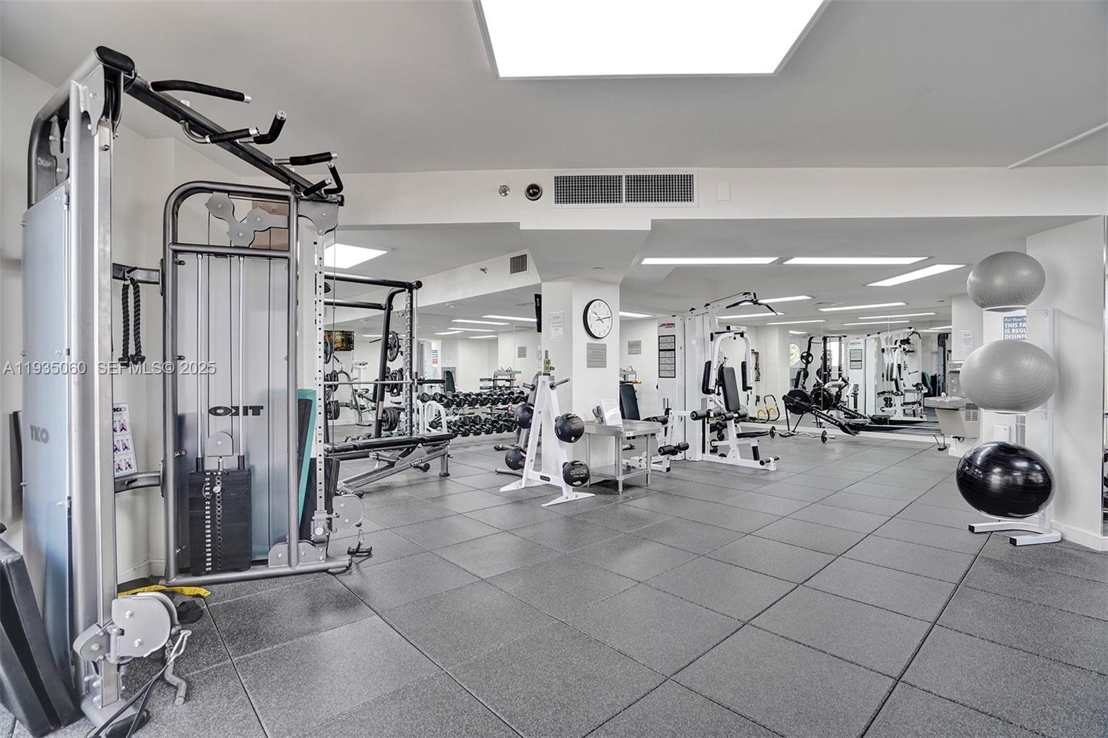 THE LANDMARK - Residential