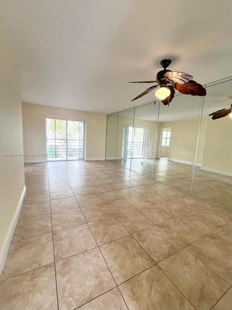 20800 Ne 8th Ct 201-17, Miami, Broward County, Florida - 3 Bedrooms  
2 Bathrooms - 
