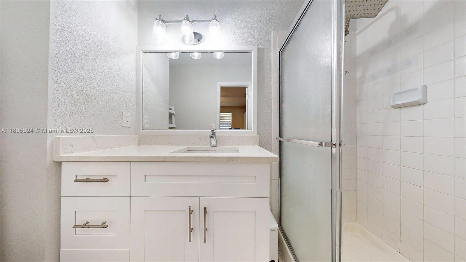 WATERSIDE VILLAGE THREE C - Residential