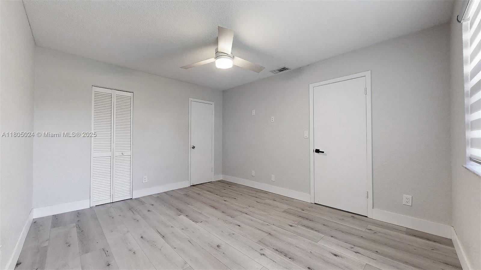 WATERSIDE VILLAGE THREE C - Residential