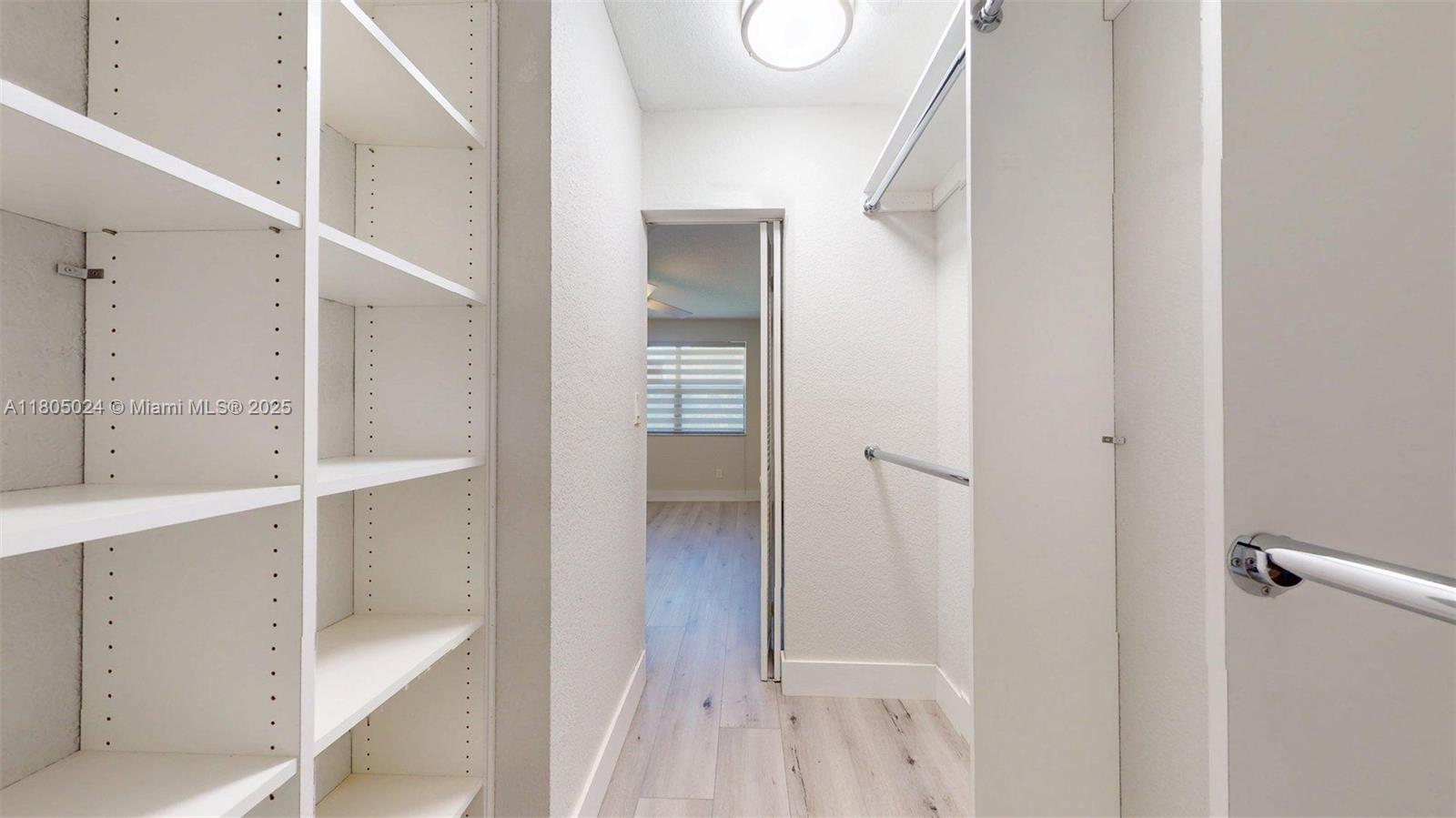 WATERSIDE VILLAGE THREE C - Residential