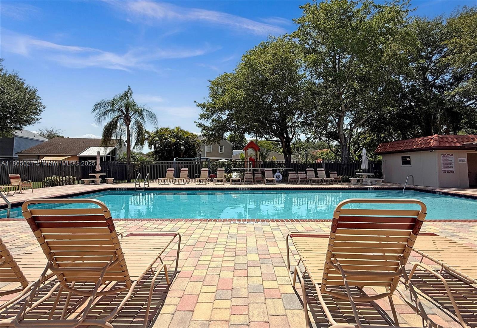 WATERSIDE VILLAGE THREE C - Residential