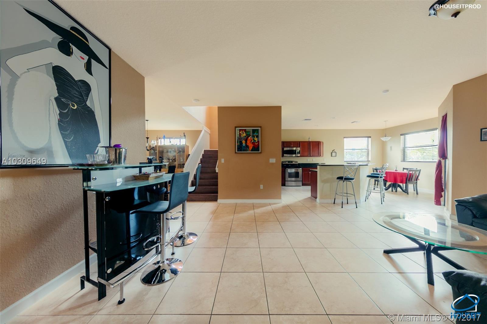 ENCLAVE AT BLACK POINT MA - Residential