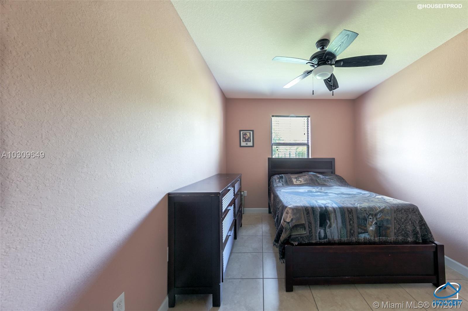 ENCLAVE AT BLACK POINT MA - Residential