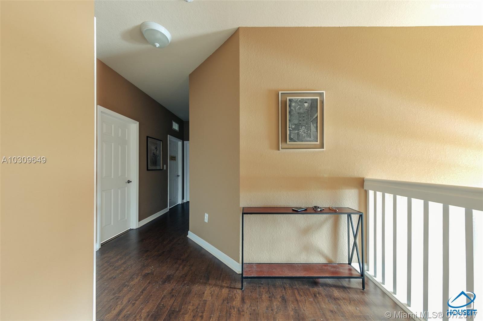 ENCLAVE AT BLACK POINT MA - Residential